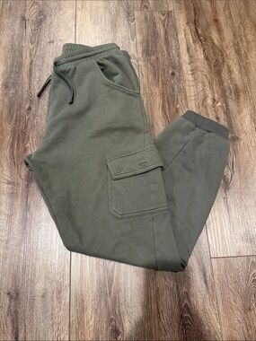Little Bipsy Olive Green Cargo Joggers Size Medium